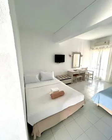 El Sol Hotel