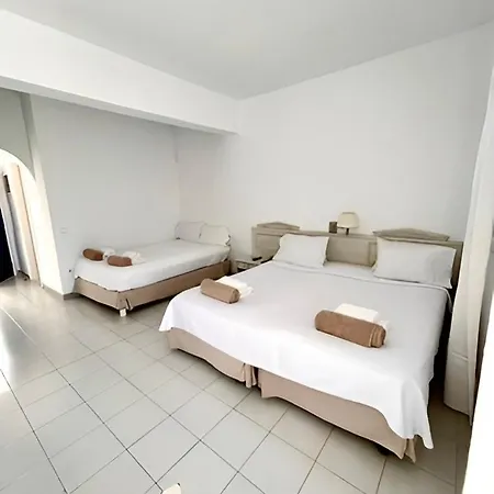 El Sol Hotel