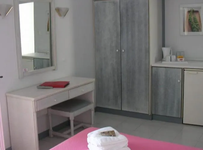 El Sol Hotel 2*