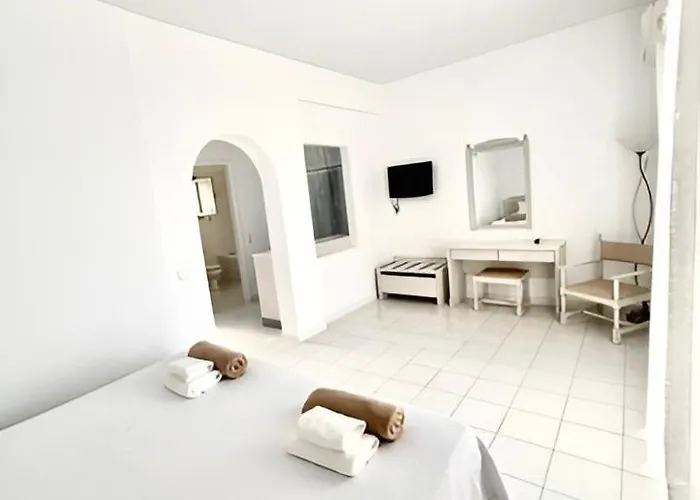 El Sol Hotel