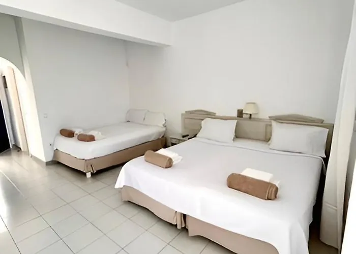 El Sol Hotel